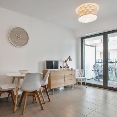 Brand New Splendid 1bed Apt Next To Beach Διαμέρισμα Αντίμπ