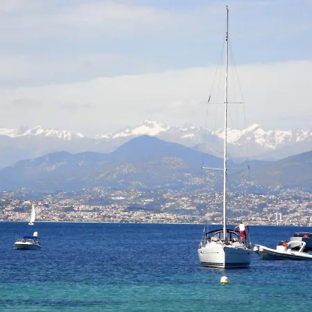 Διαμέρισμα Brand New Splendid 1bed Apt Next To Beach